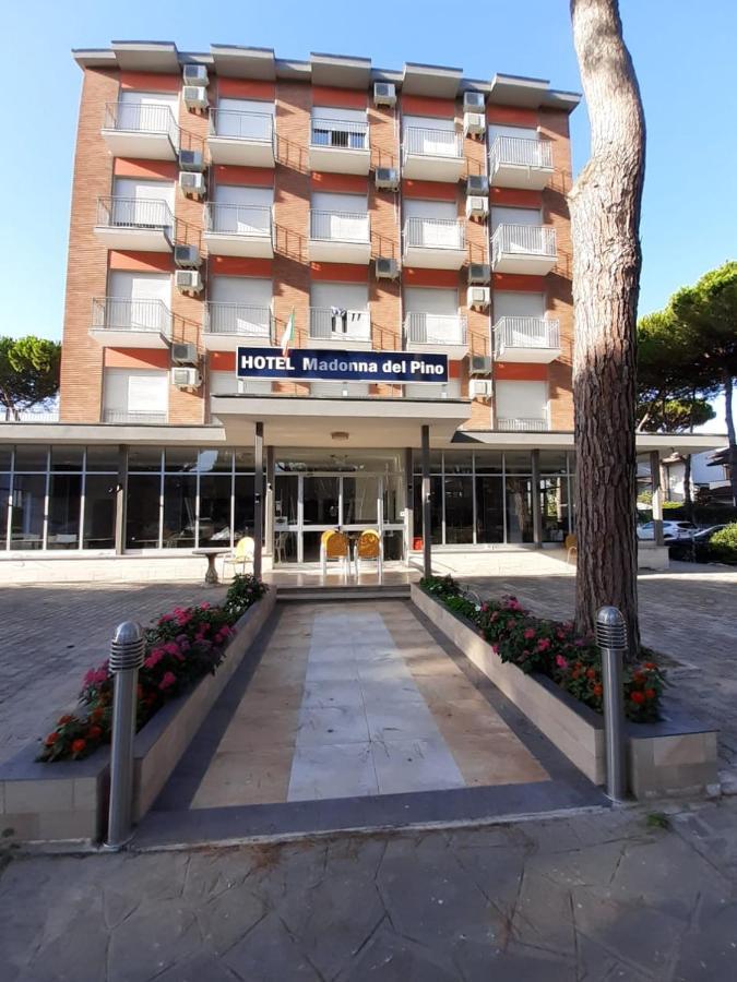 Hotel Madonna Del Pino Cervia Exterior photo