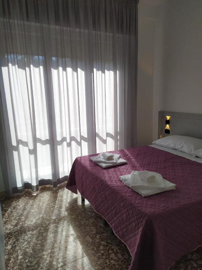 Hotel Madonna Del Pino Cervia Exterior photo