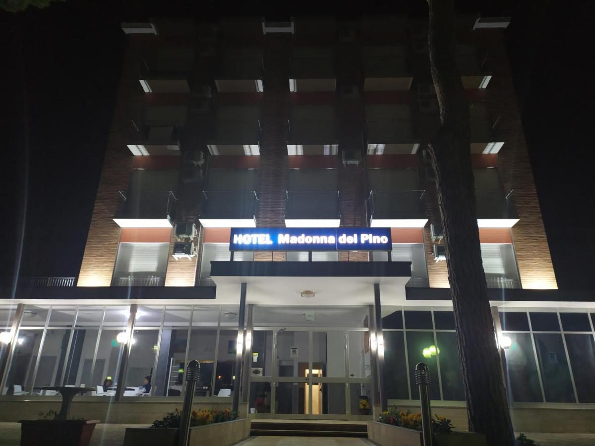 Hotel Madonna Del Pino Cervia Exterior photo